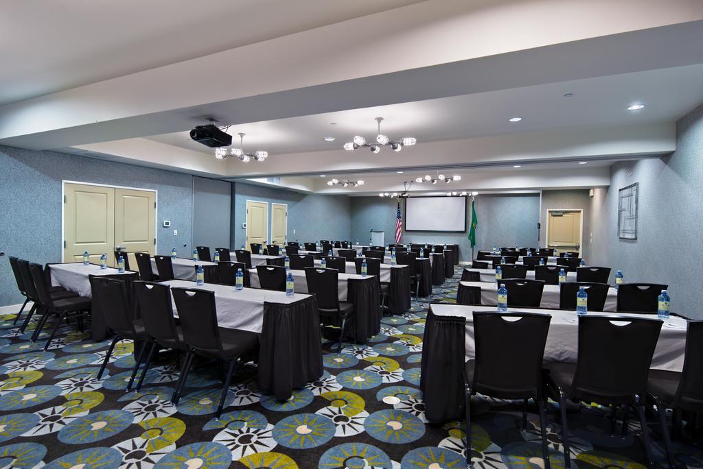 Oxford Suites Silverdale Εξωτερικό φωτογραφία